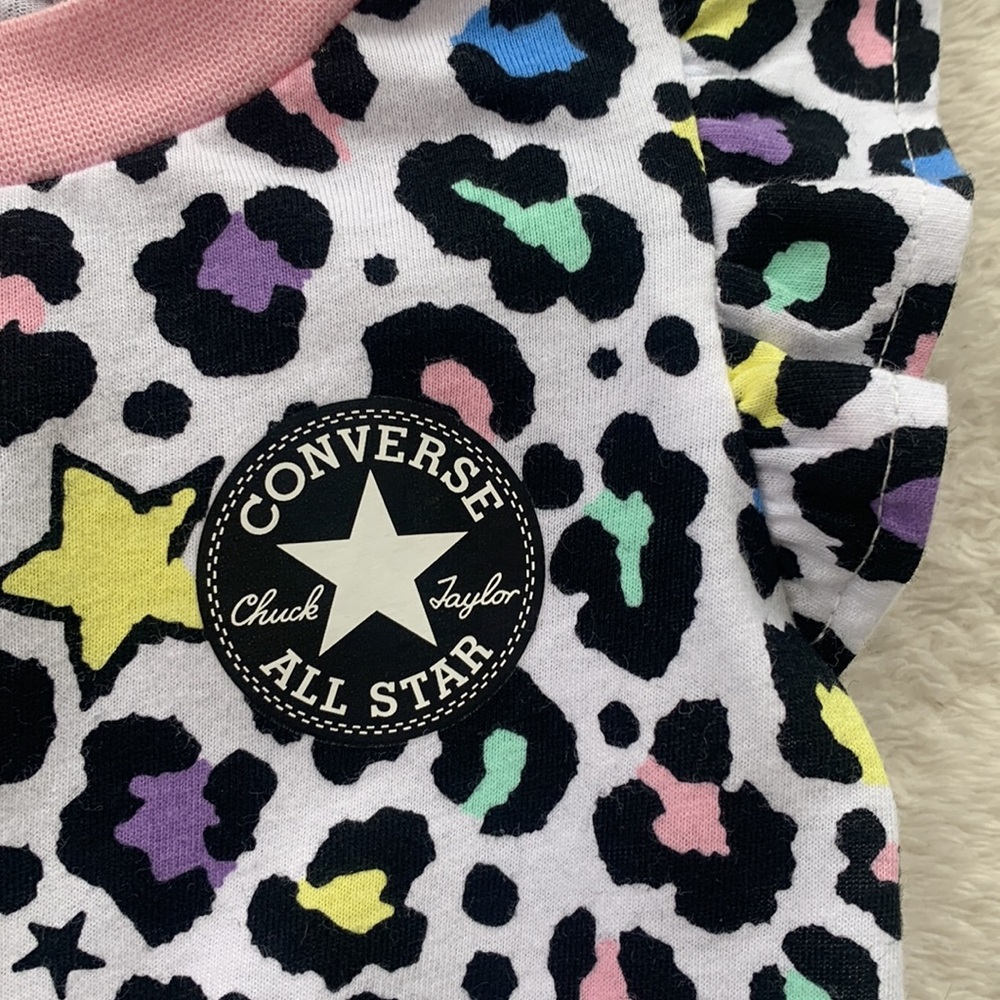 Converse Vibrant Leopard Print Baby Romper 12M EUC - Picture 5 of 10